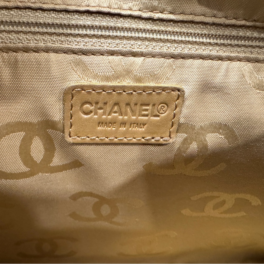 Vintage Chanel Wild Stitch Bag - Picture 10 of 15